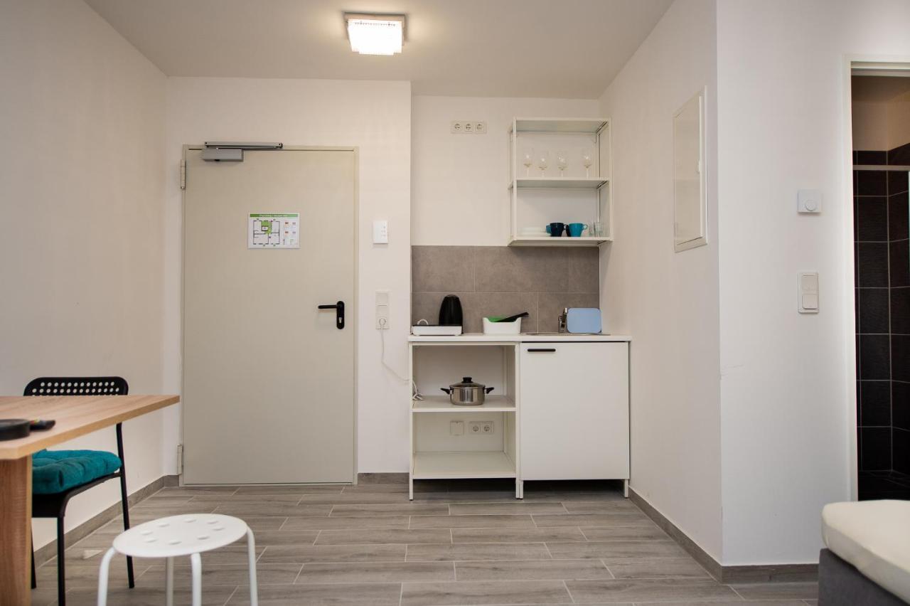 Modern Living Studio Kueche Netflix Inklusive Top Lage Nuremberg Extérieur photo