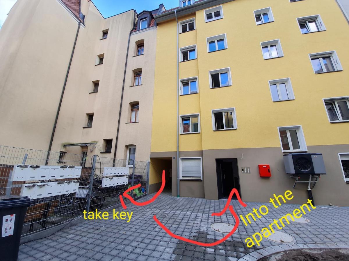 Modern Living Studio Kueche Netflix Inklusive Top Lage Nuremberg Extérieur photo