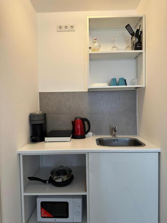 Modern Living Studio Kueche Netflix Inklusive Top Lage Nuremberg Extérieur photo