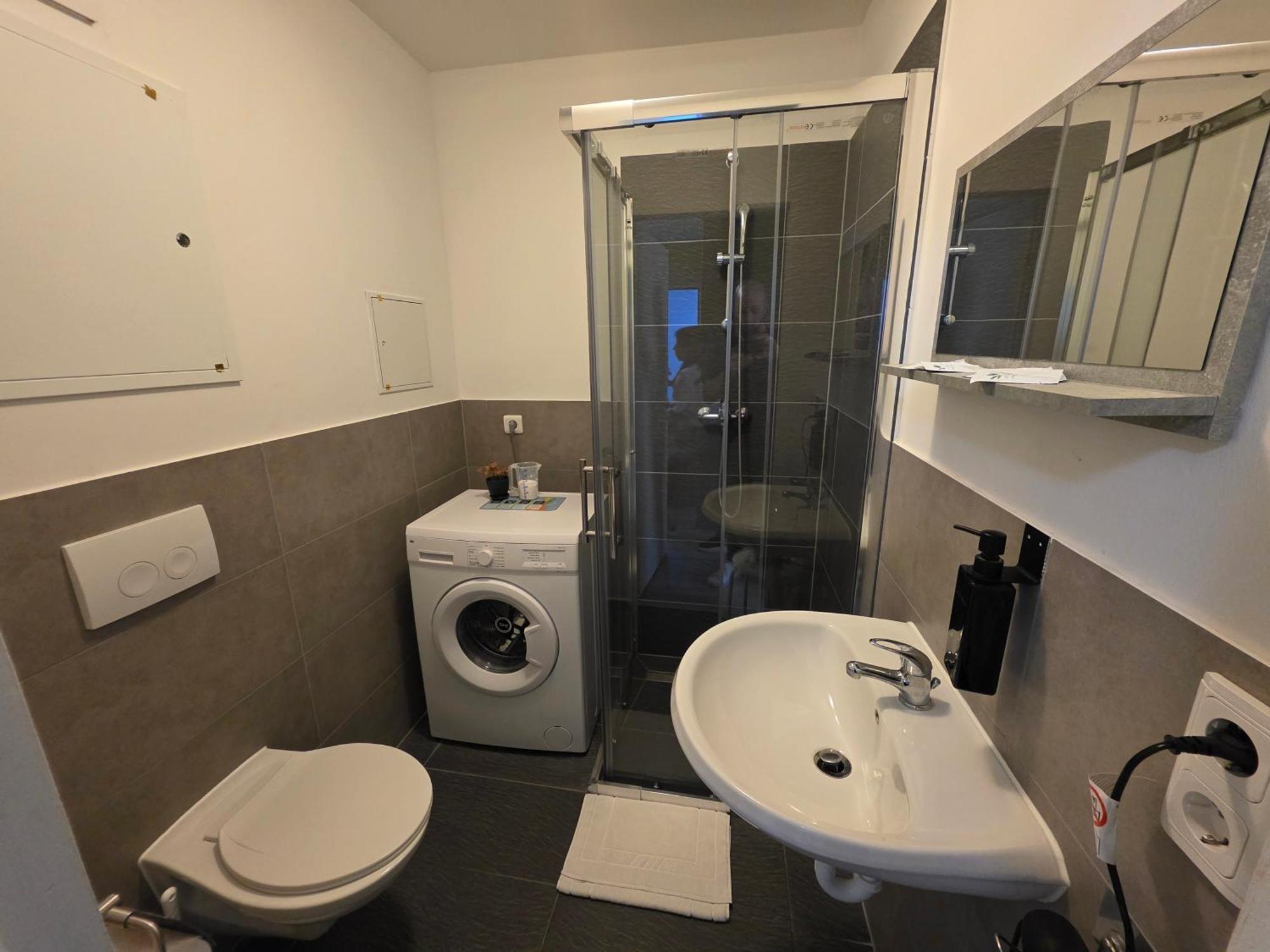 Modern Living Studio Kueche Netflix Inklusive Top Lage Nuremberg Chambre photo